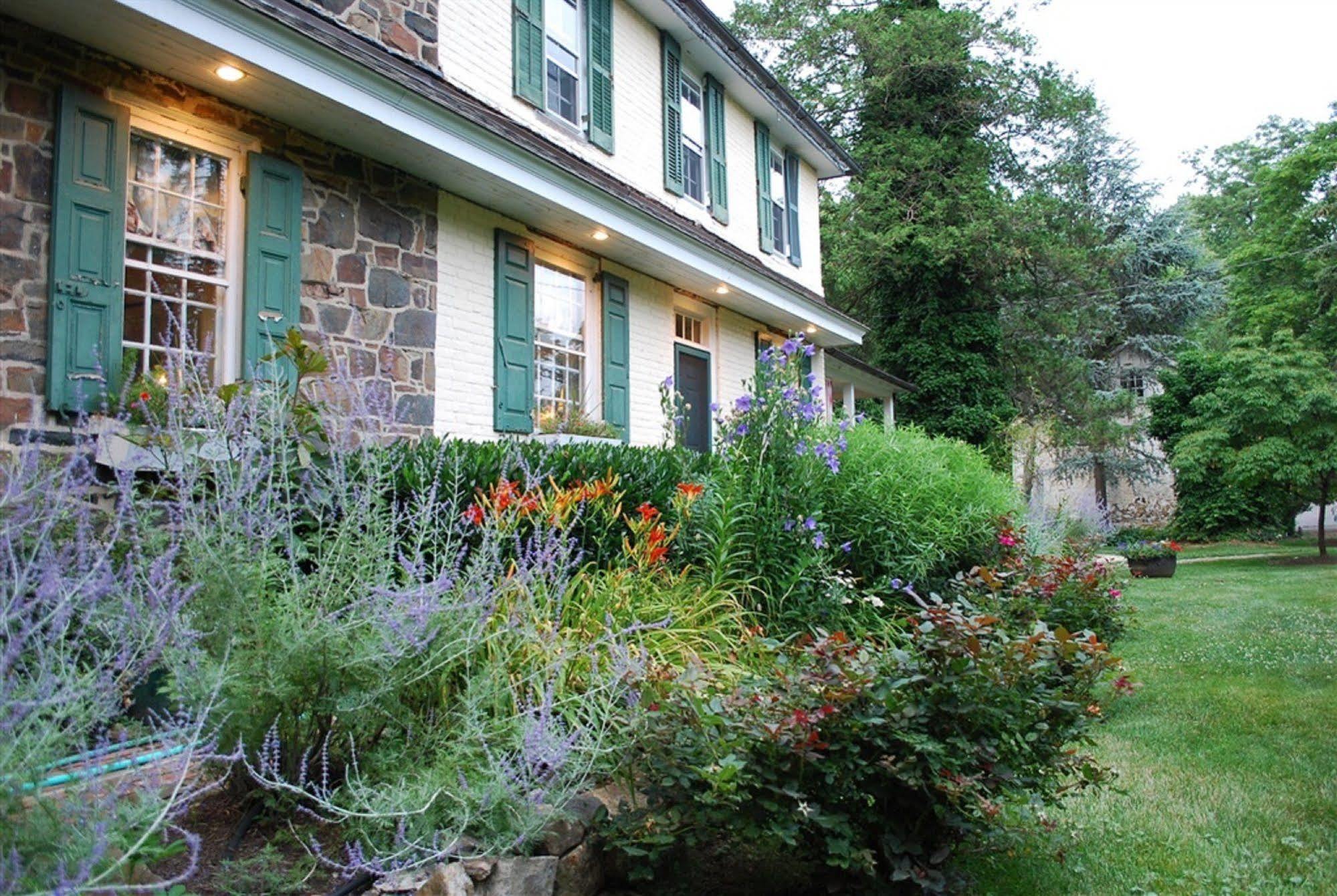 Wild Wisteria Bed & Breakfast Chadds Ford Dış mekan fotoğraf