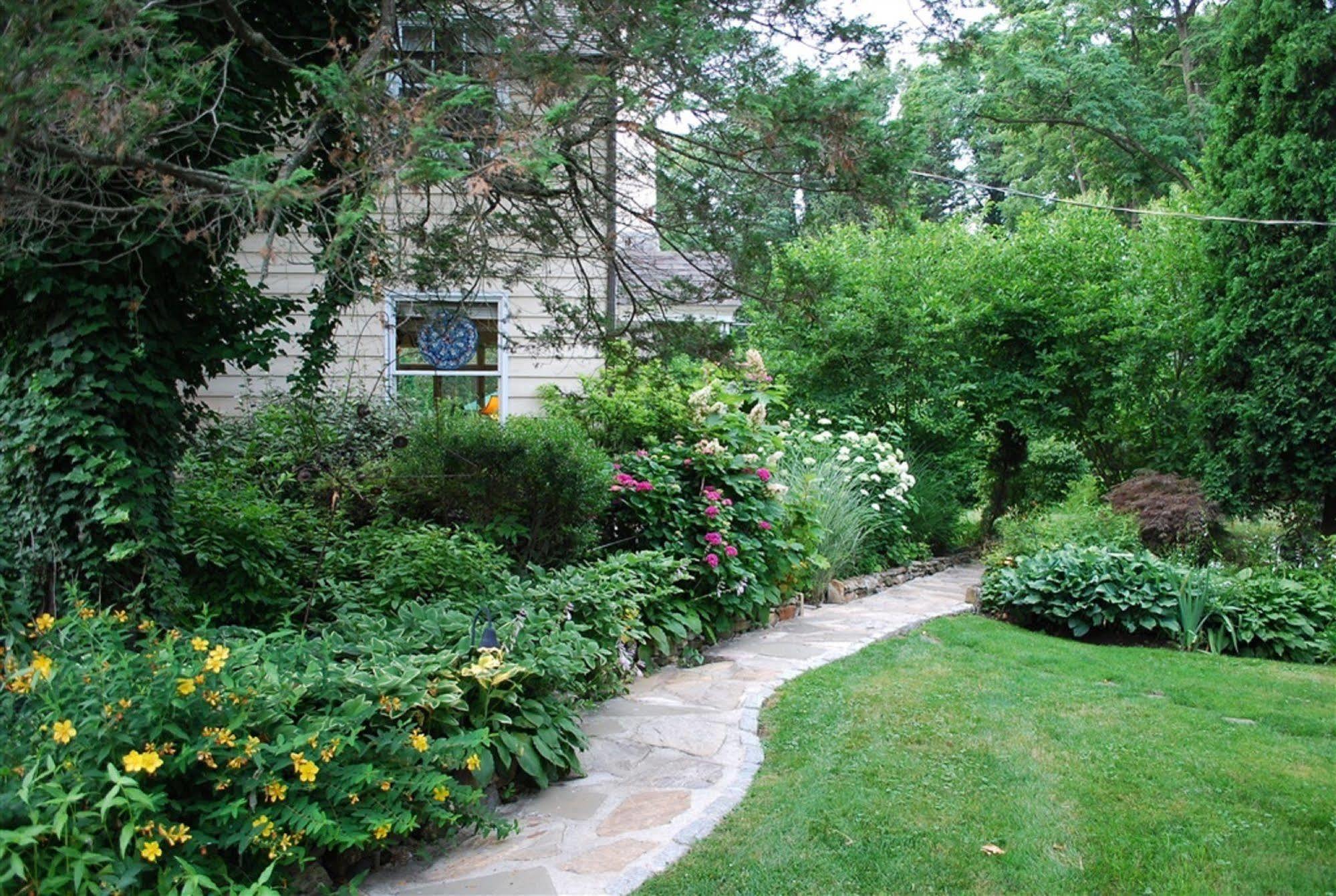 Wild Wisteria Bed & Breakfast Chadds Ford Dış mekan fotoğraf