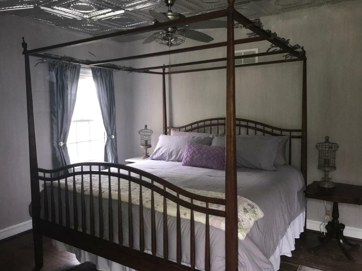 Wild Wisteria Bed & Breakfast Chadds Ford Dış mekan fotoğraf